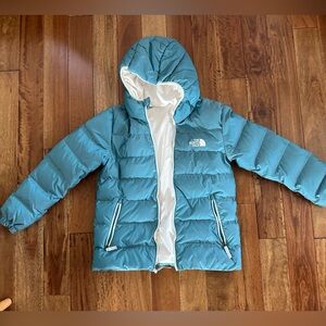 Kids size 10/12  North Face jacket